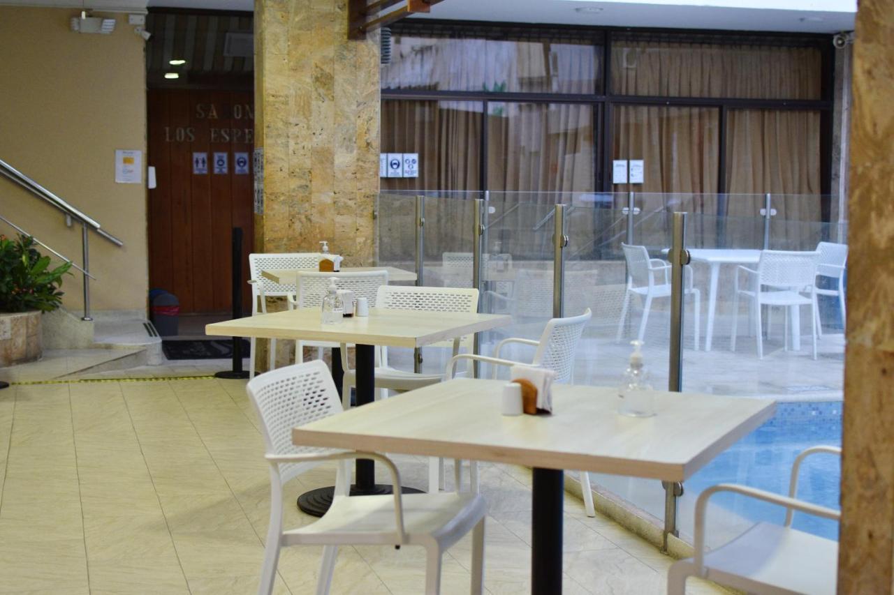 Hotel La Riviera Santa Marta Dış mekan fotoğraf