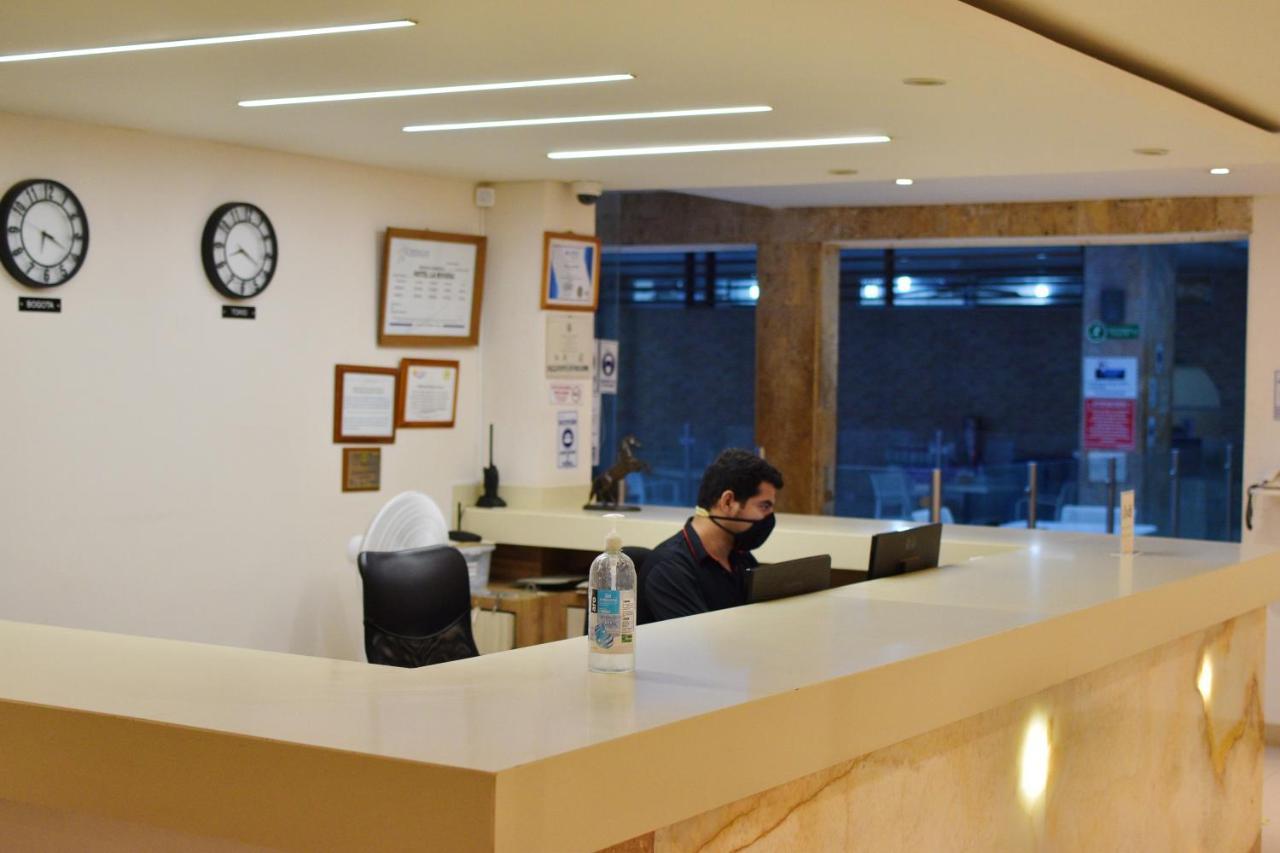 Hotel La Riviera Santa Marta Dış mekan fotoğraf