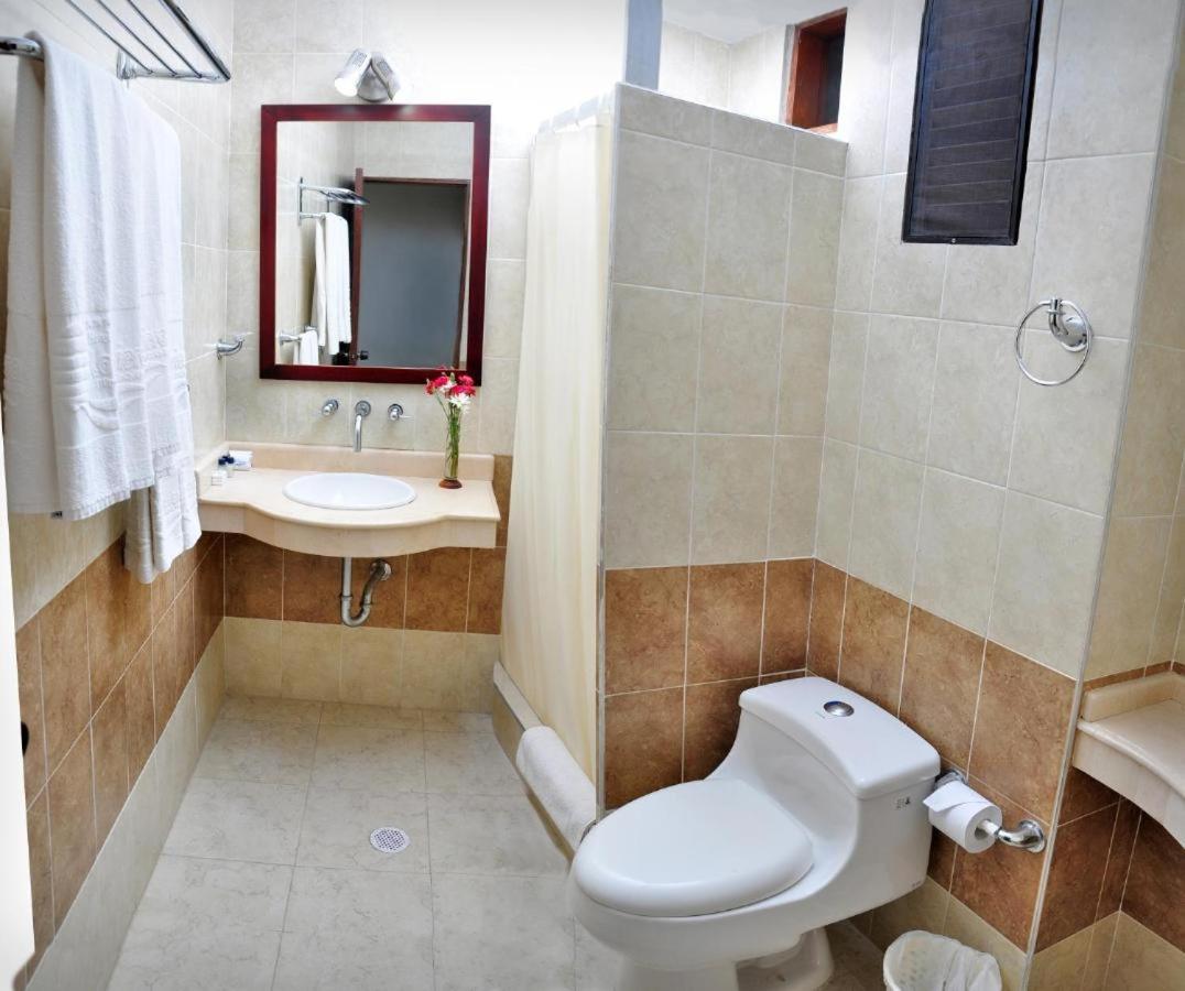 Hotel La Riviera Santa Marta Dış mekan fotoğraf